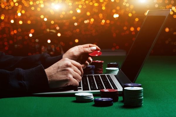 Pengingat Esports dewasa yang bertanggung jawab